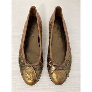 Chanel EU 37 Bronze Patent Leather  CC Logo Now Classic Ballet Flats Authentic